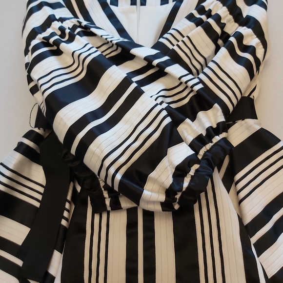 B&W Striped V-Neck Top - Boston Proper - Picture 7 of 12